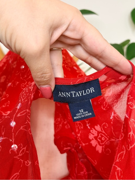 Vintage 90’s Y2K Ann Taylor Silk Tie Front Top Sequins Sheer Red - Picture 7 of 7